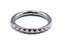 Anello cerniera sterile in titanio modello rivetto quadrato | Itc