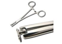 Pinzetta in acciaio inox per applicazione cutanea, lunghezza 13 cm