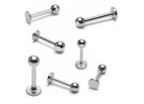 Labret a sfera in titanio